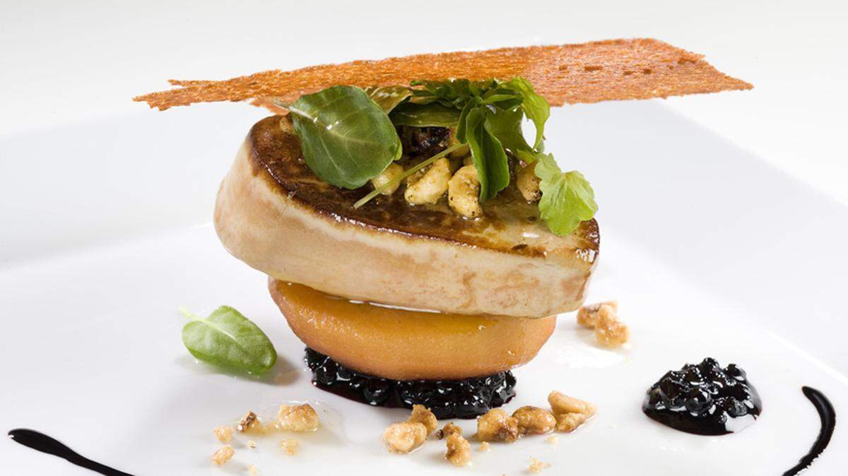Roasted Foie Gras Poached quince Crisp Ginger bread.