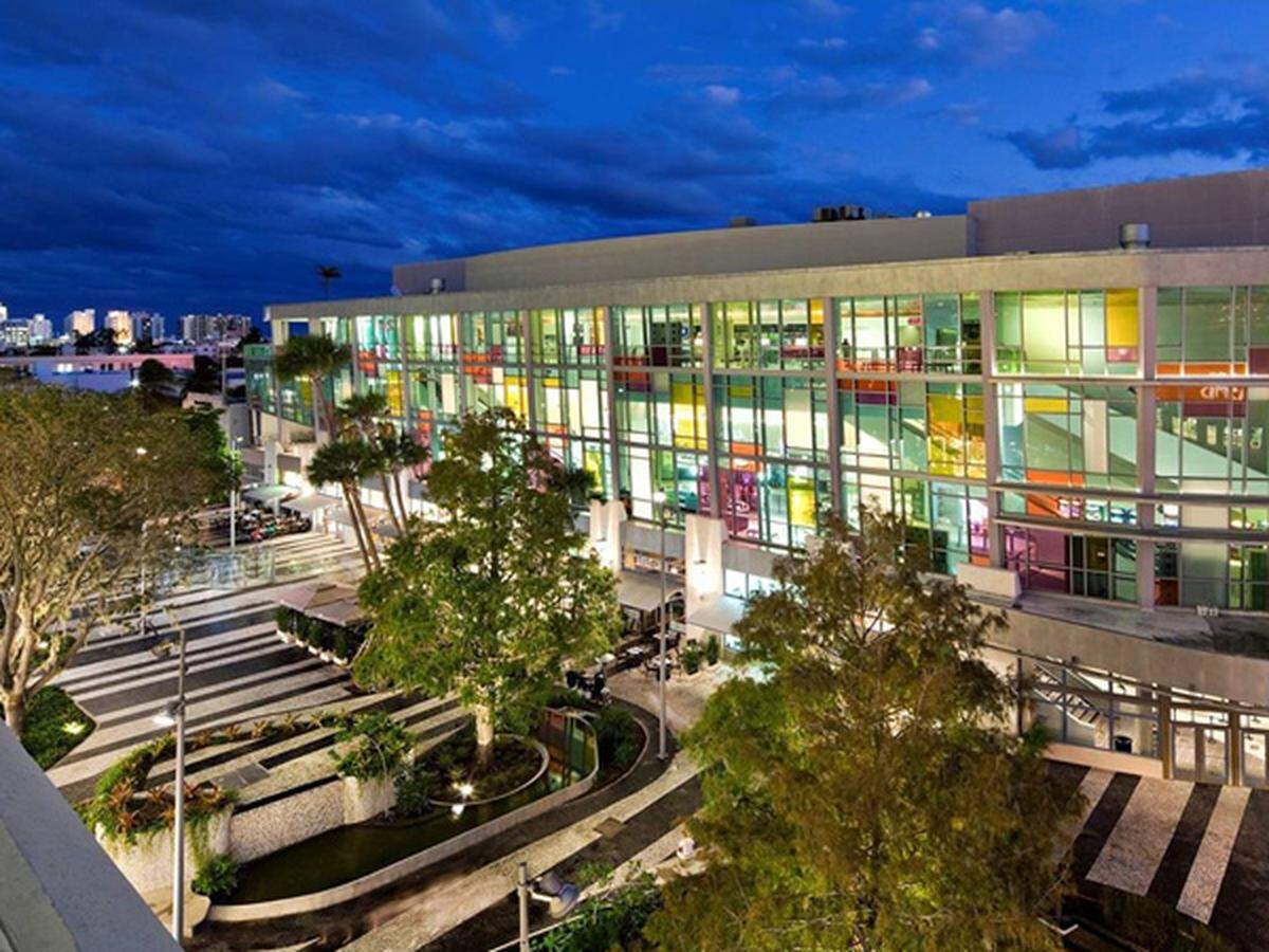 Lincoln Road Mall