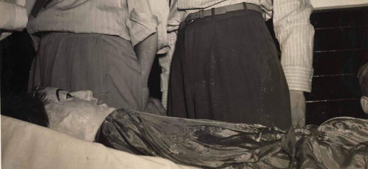 A fake count stole his beloved's remains from a mausoleum - and kept them for seven years. Then a funeral home held a viewing. No, we're not making this up. Why do you ask?