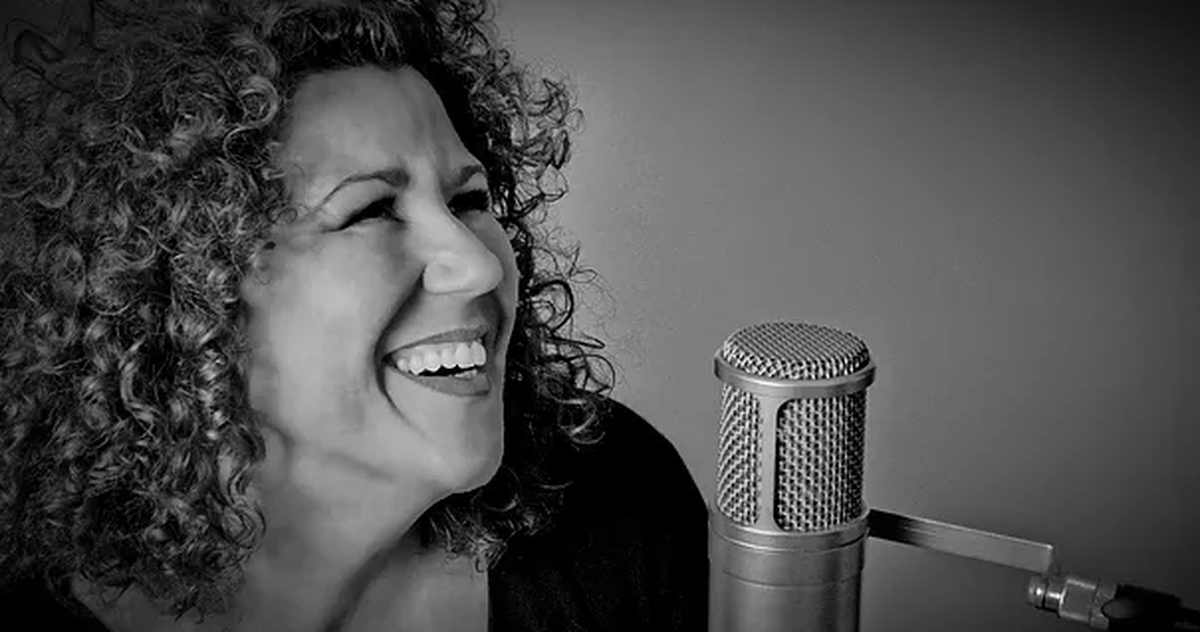 Singer Wendy Pedersen kicks off the Miami International Jazz Festival at The Epic Hotel.
