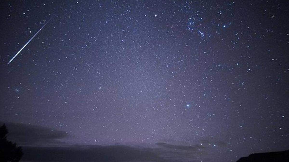 The Orionid Meteor Shower, Oct. 21-22, 2015, radiating from Orion. earthsky.org Miami