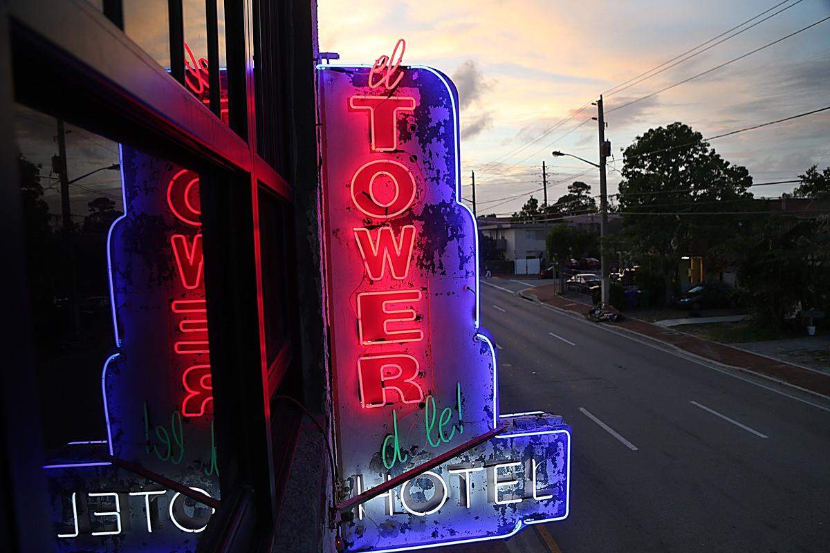 Tower Hotel neon sign is one in preparation for the opening of Miami Motel Stories a series of short plays written by playwright  Juan C. Sanchez and directed by NYC's Tamilla Woodard, produced by Juggerknot Theatre Company as part of a real-time immersive theatre experience that takes place inside one of Little Havana's most beautiful and iconic buildings - the Tower Hotel. Built in 1920, this newly-restored boutique hotel has nearly a century of deep-rooted history in the neighborhood, and we're telling those stories, inviting you on a journey of Miami's past, present, and future. Starting October 26 through November 12, on Monday October 23, 2017