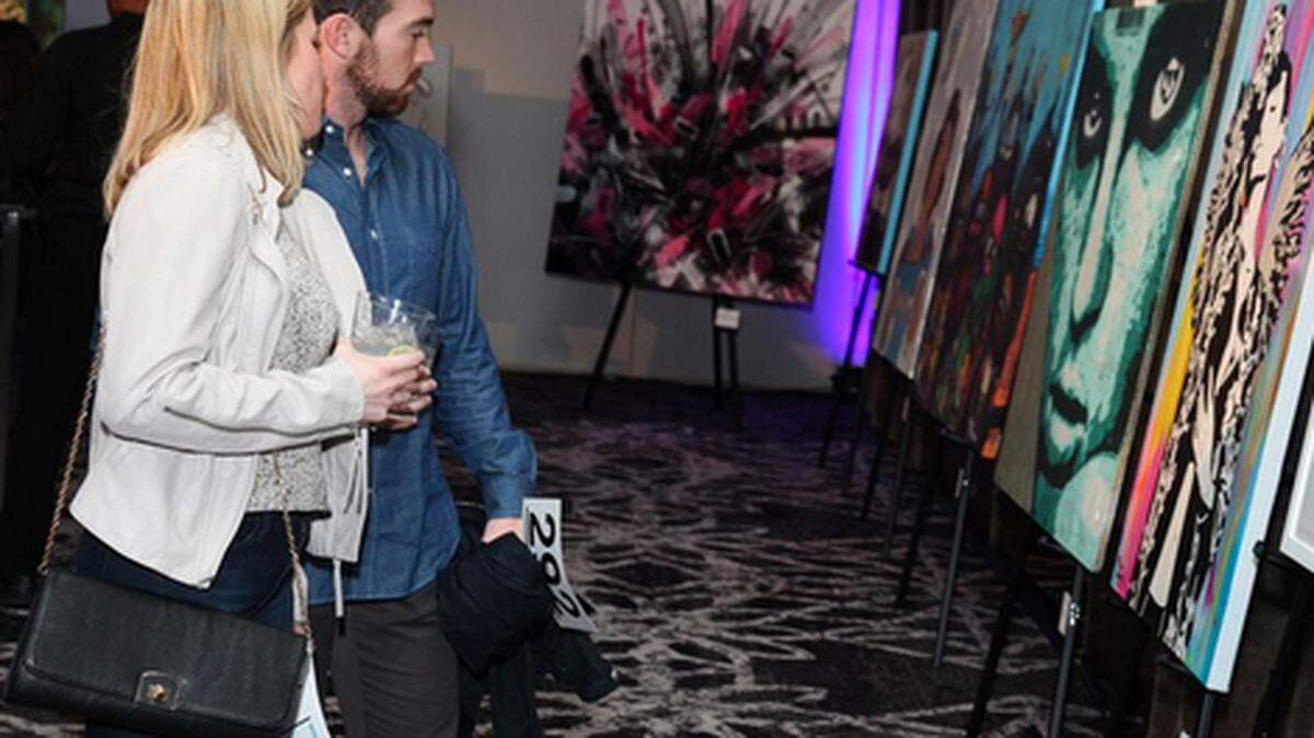 Buzz Art Auction is one of the best ways for the non-hedge fund set to get their hands on some serious art.