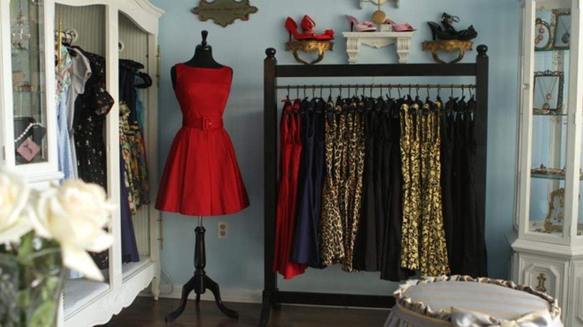 Veronica's Dollhouse