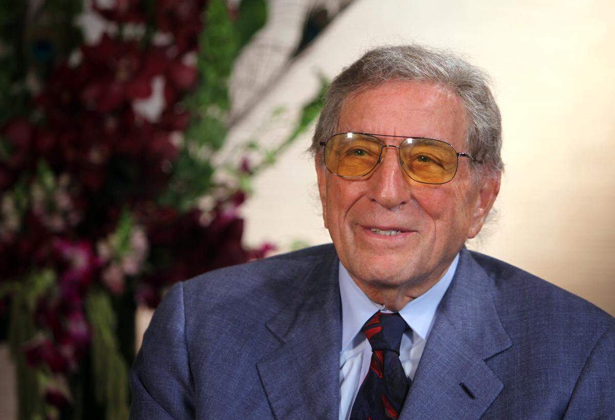 Miami, Sept 17, 2012Tony Bennett interview at Ritz Carlton Hotel Coconut Grove 3300 SW 27 Avenue