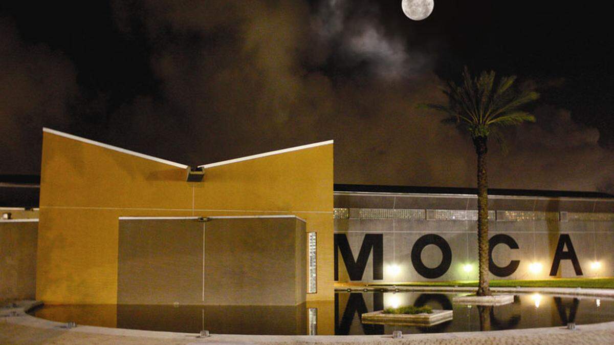 MOCA.