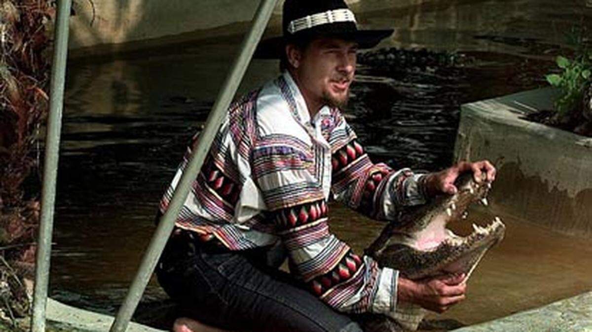 Tacky fun at Everglades Holiday Park. Photo: Joe Rimkus Jr.