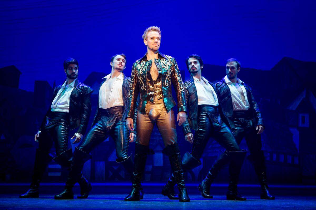 Nice codpiece, Mr. Shakespeare