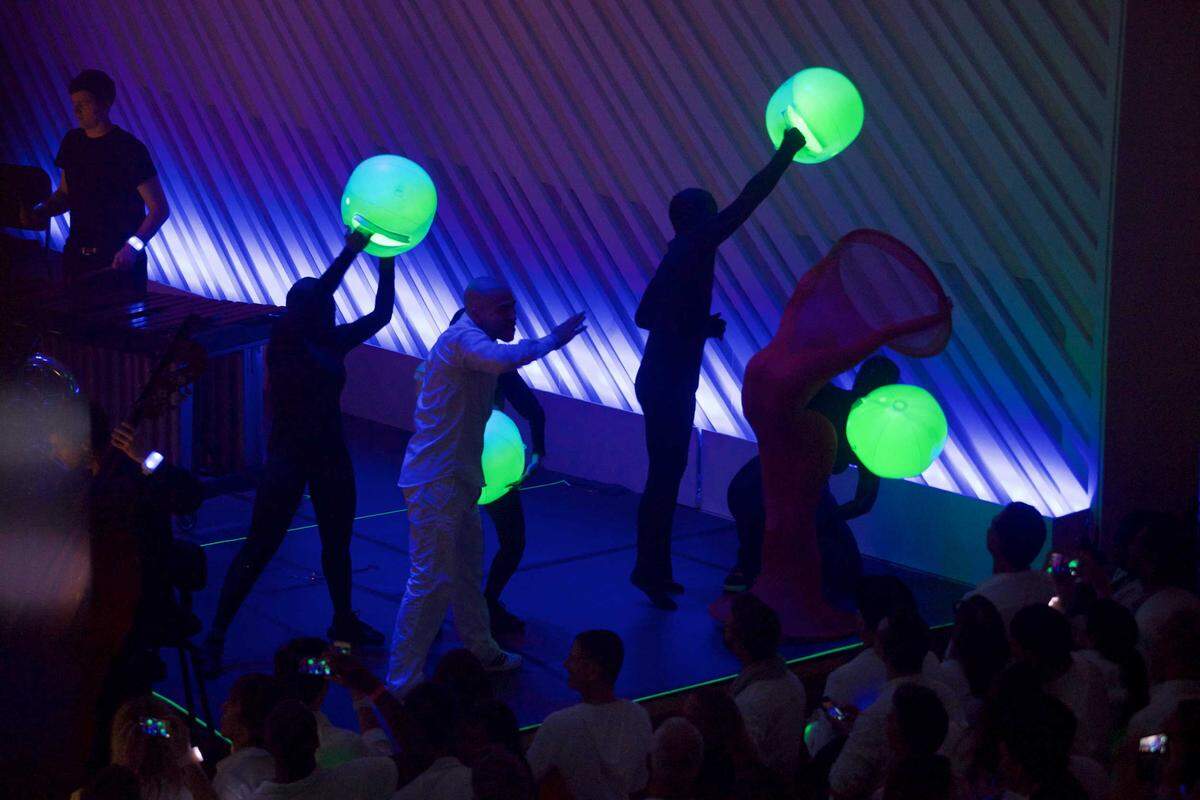 Rosie Herrera Dance Theater performing at a previous New World Symphony Pulse event.
