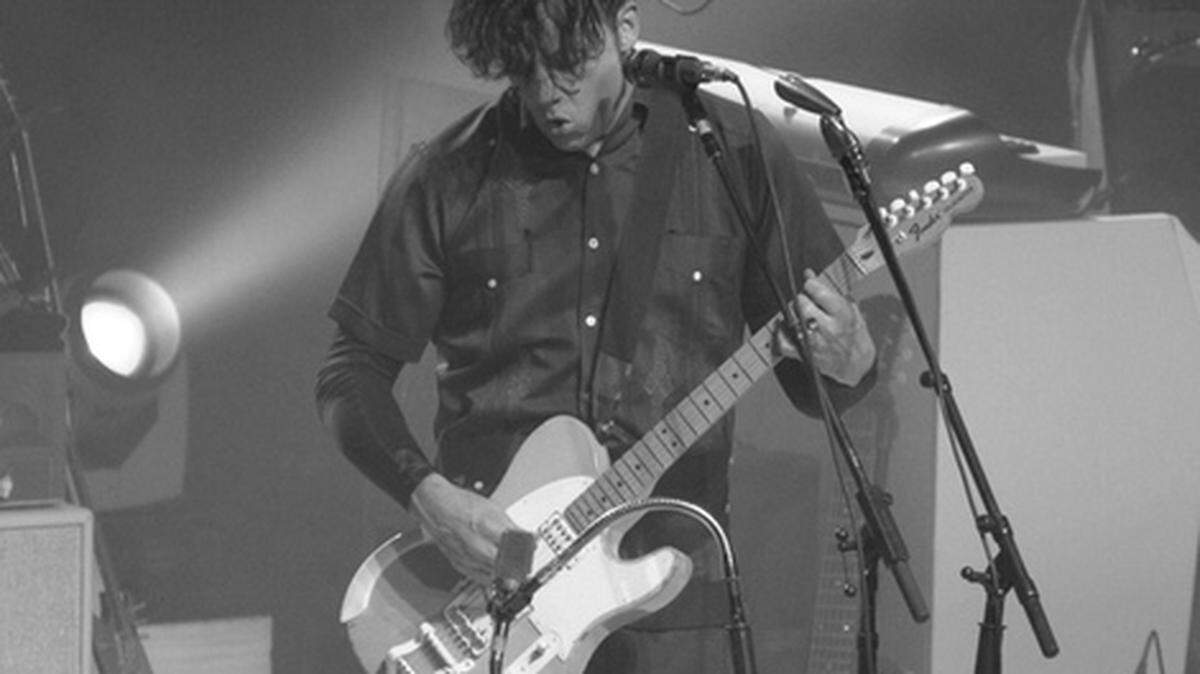 Jack White performs at Fillmore Miami Beach. Photo: Manny Hernandez