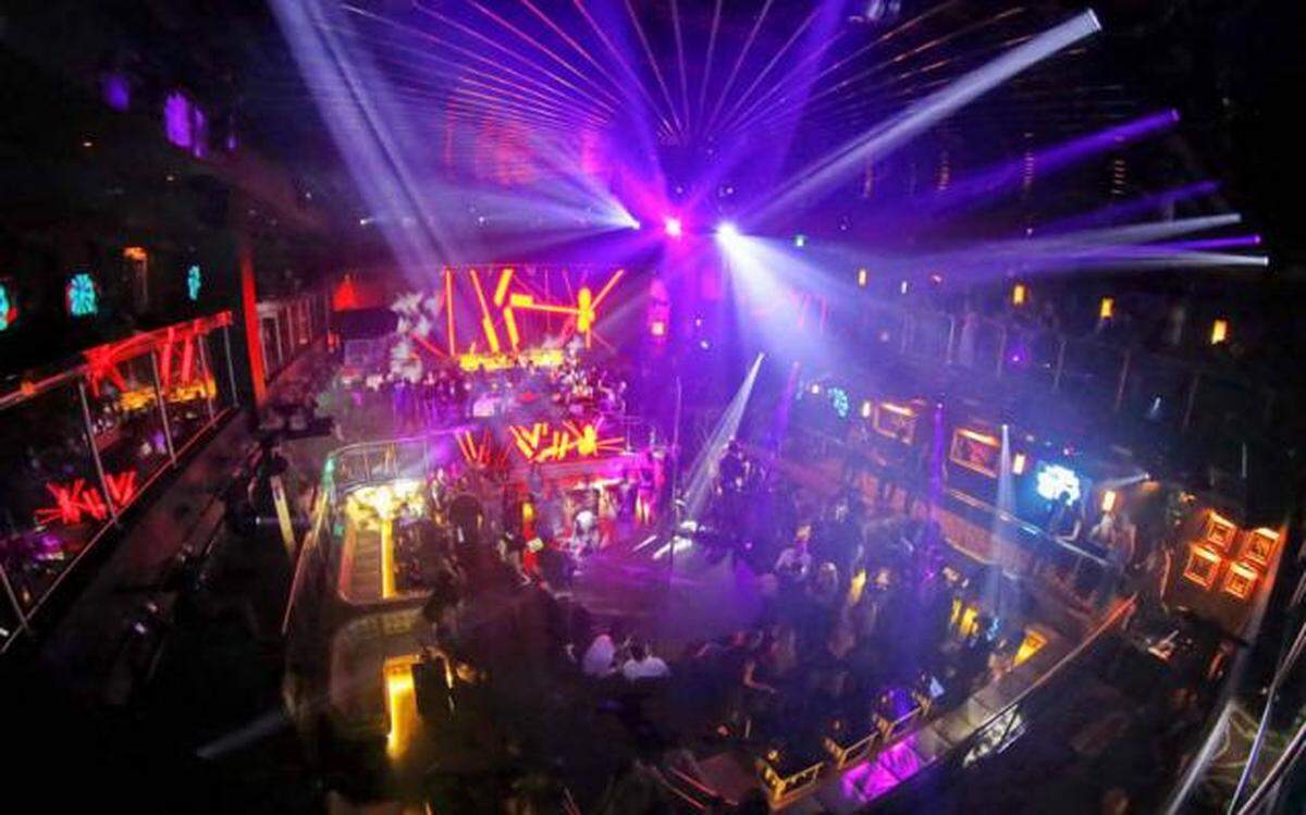Earn the love of your best friends by taking them to E11EVEN and balling out.