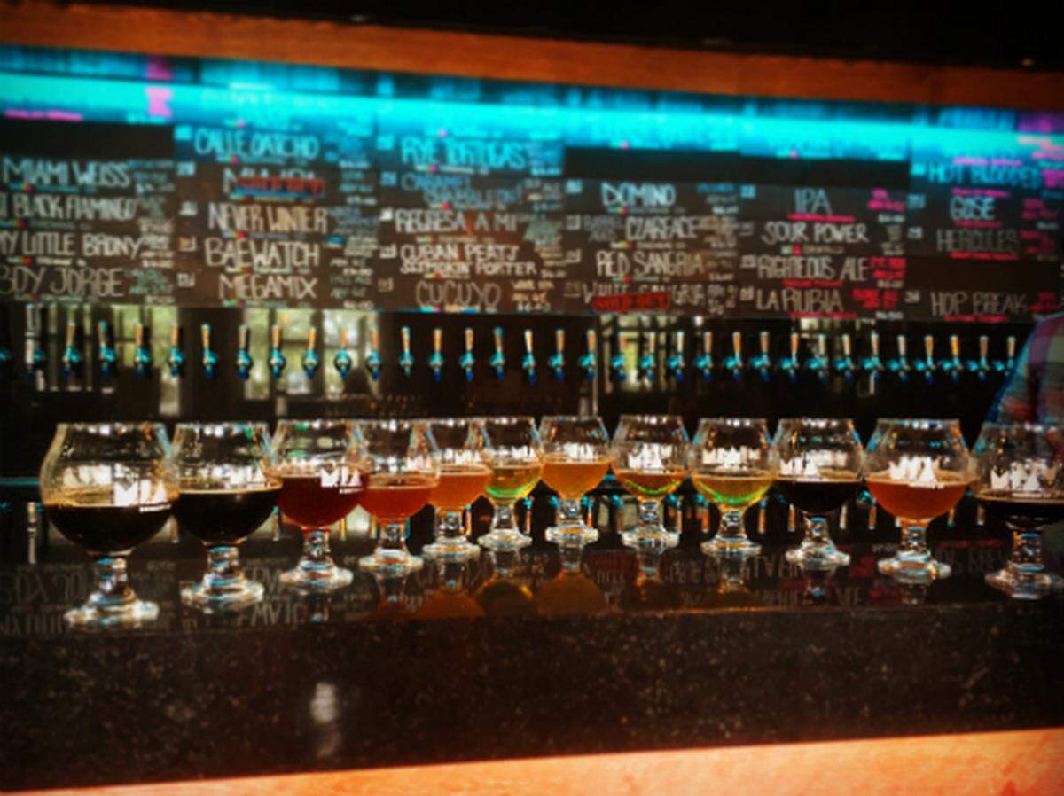 MIA Brewing Co. photo by Evan S. Benn / ebenn@miamiherald.com