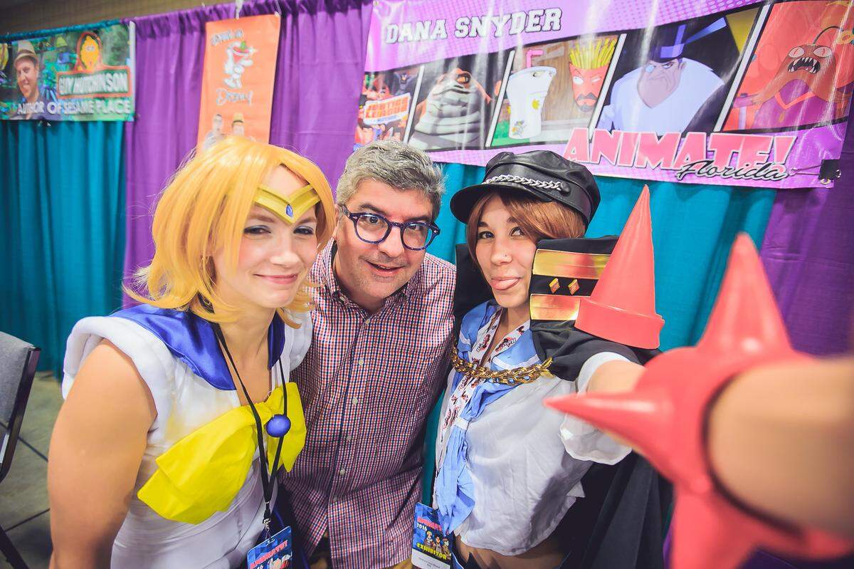 Cosplayers take a minute to pose for a picture. Photo by SKYP3R Photography | www.SKYP3R.com