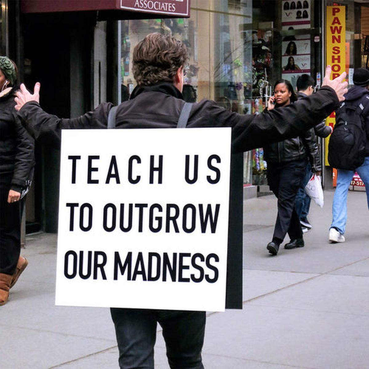 Chilean-born conceptual artist Alfredo Jaar will exhibit his works at the free Faena Festival