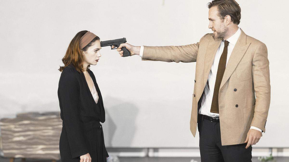 Hedda Gabler
