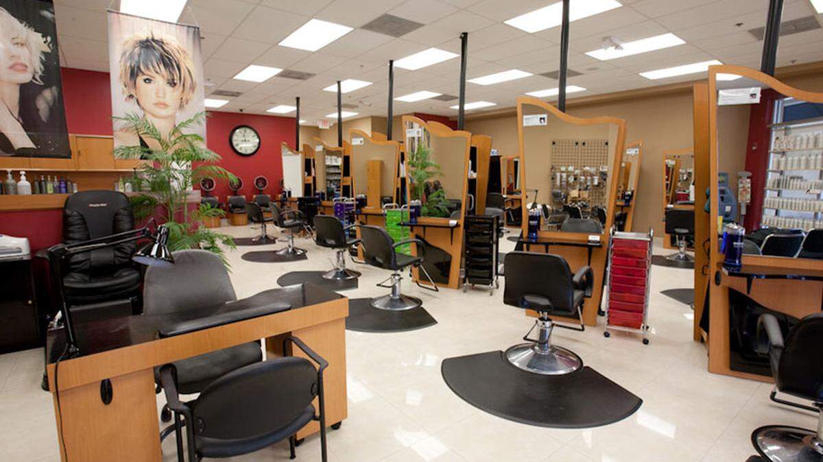 Changing Room salon.