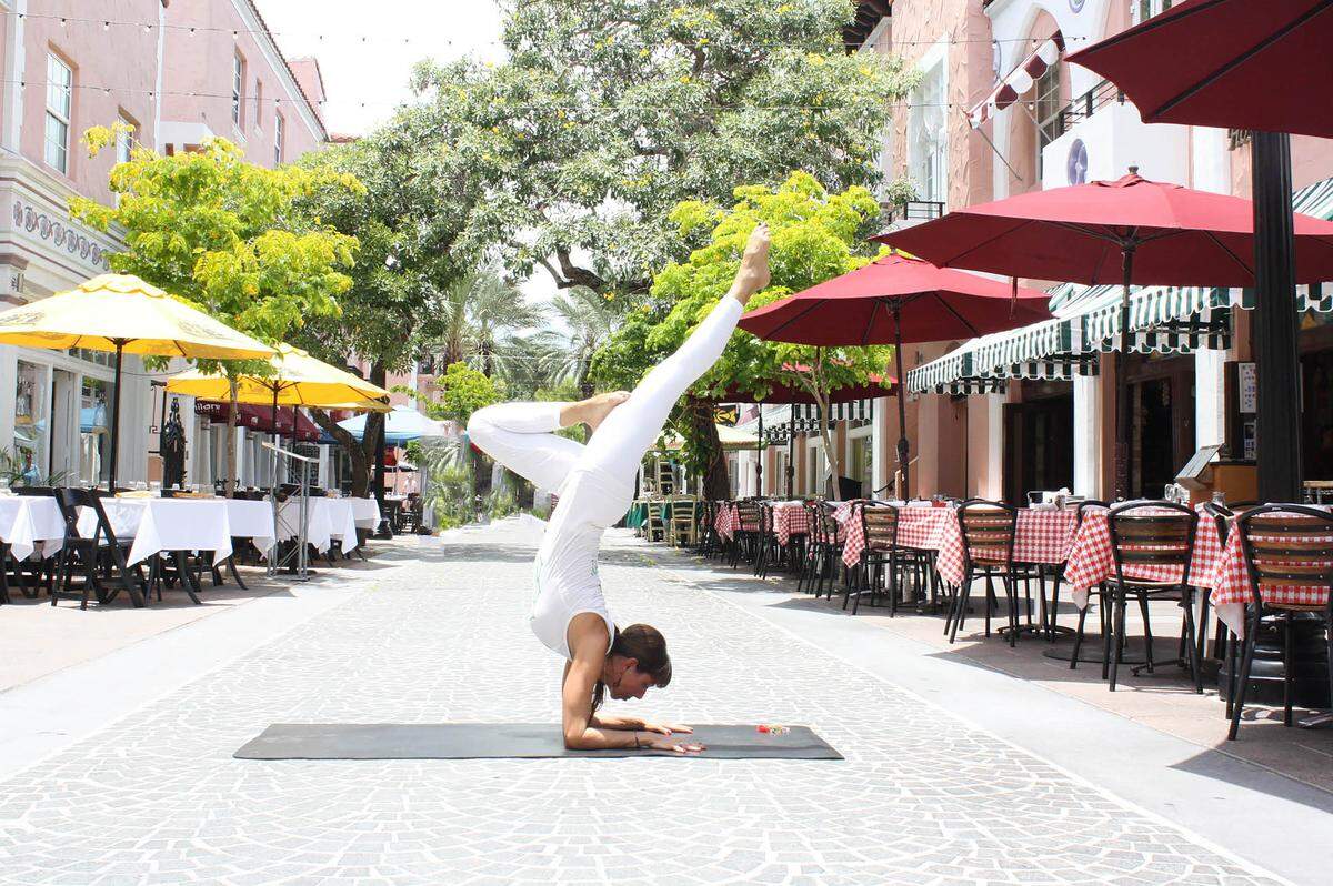 There's free yoga on Saturday mornings.