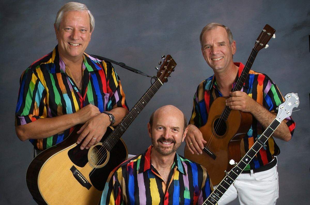 01/17/06 The Kingston Trio will perform in Clover on Jan. 26.