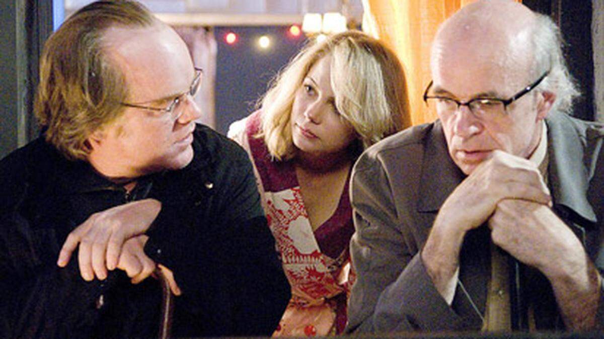Philip Seymour Hoffman as Caden Cotard, Michelle Williams as Claire Keen and Tom Noonan as Sammy Barnathan. Photo: Sony Pictures Classics.<!-- end forecolor -->