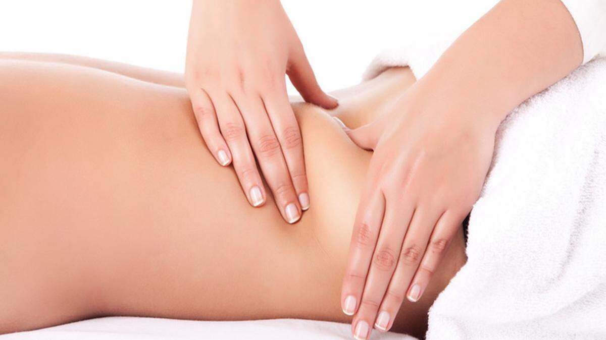 “The Squeeze Lady” had her license revoked for doing incisional massages. A Minnesota woman says the masseuses in the company she started are still doing them.