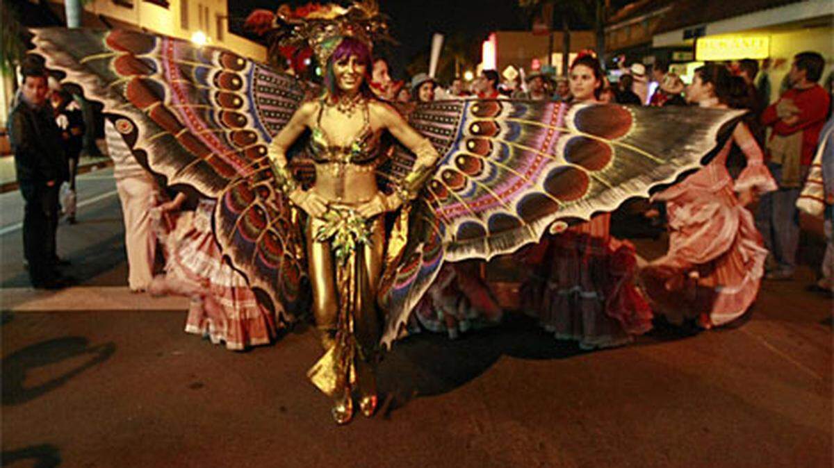 Getting down at Viernes Culturales in Little Havana.