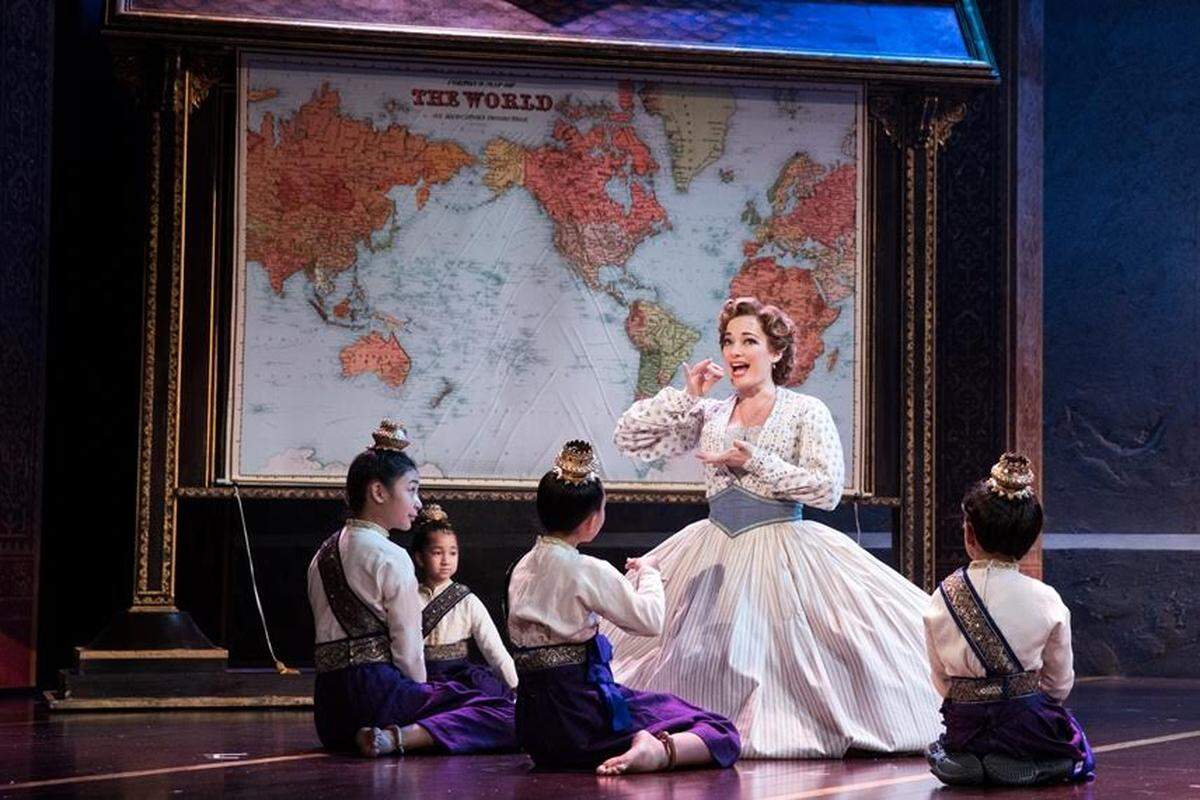 Laura Michelle Kelly teaches the King's kids proper etiquette.