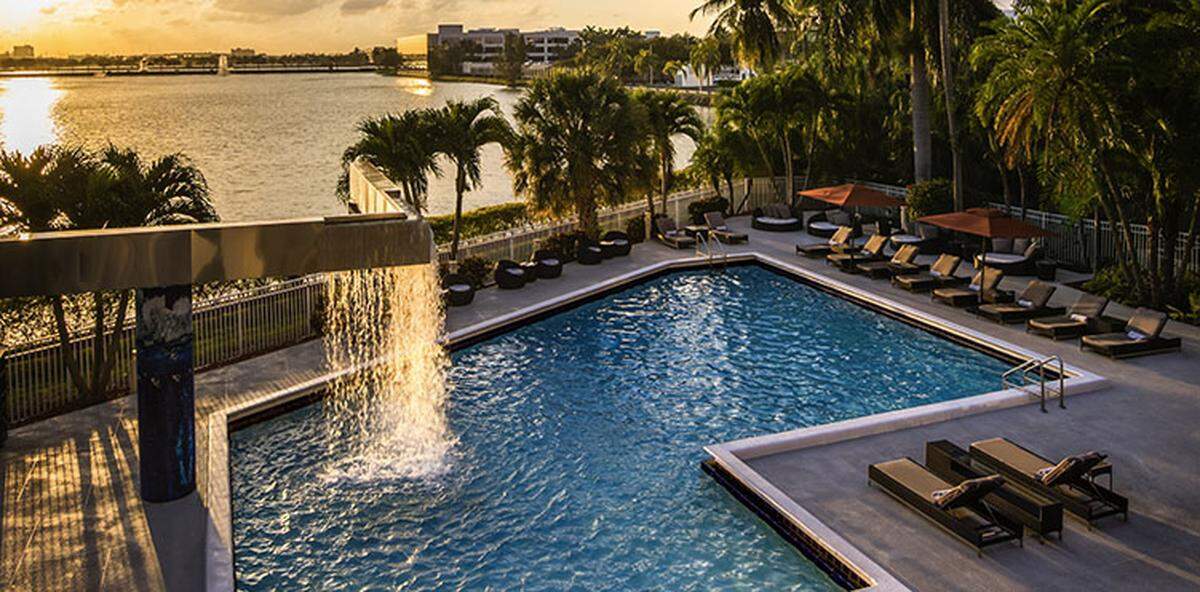 https://www.accorhotels.com/0889