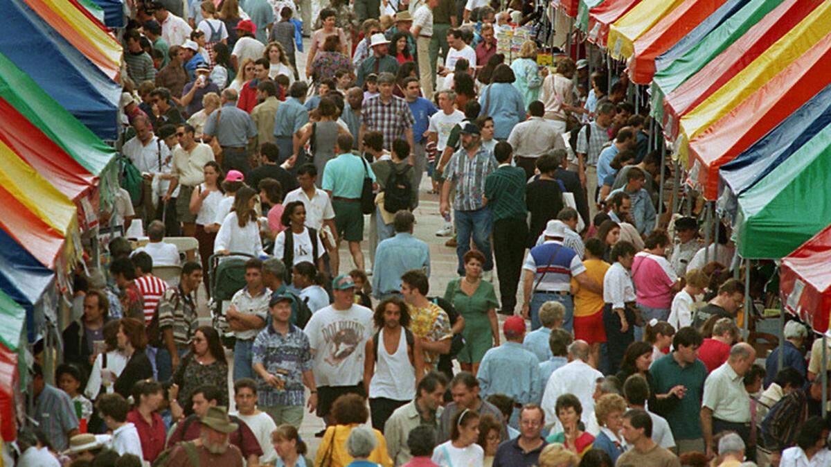 Miami Book Fair runs Nov. 11-18 at Miami Dade College's Wolfson Campus.