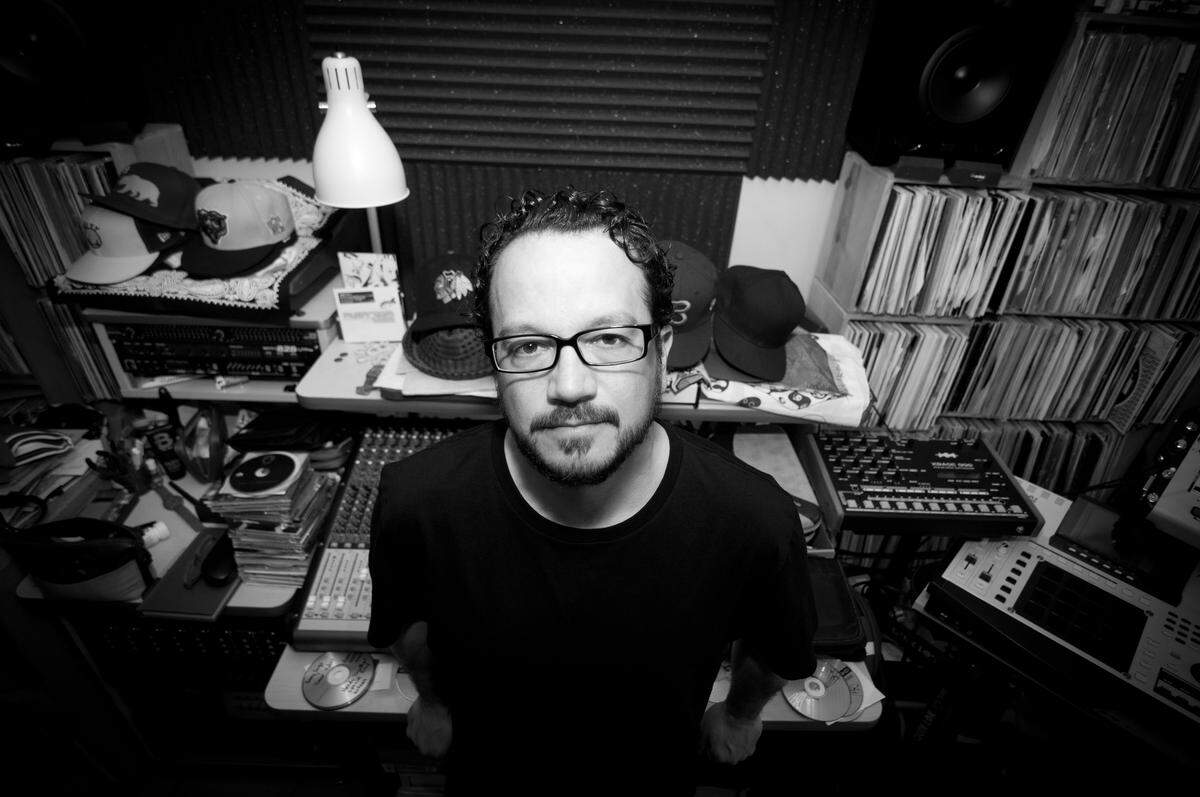 Marc Farina mixes it up at Festival Miami.
