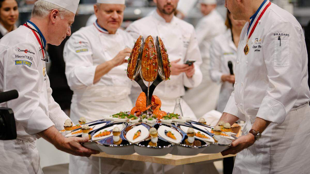 Team USA Platter, Joel Robuchon looking on