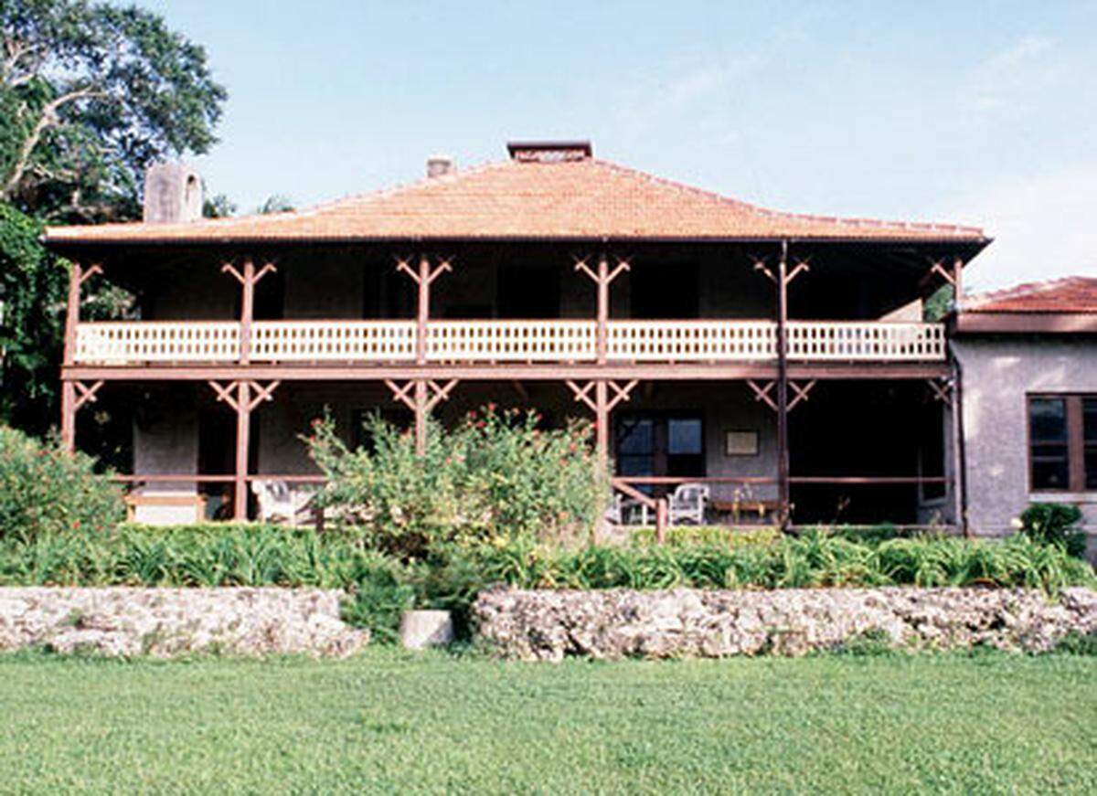Exterior of the Barnacle in Coconut Grove, an old-style "green" house.