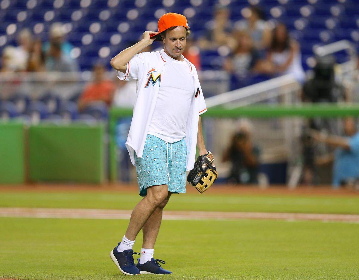 Actor Pauly Shore throws the first pitch before the baseball game beteween the Miami Marlins against the Milwaukee Brewers on Tuesday, September 8, 2015, at Marlins Park in Miami.