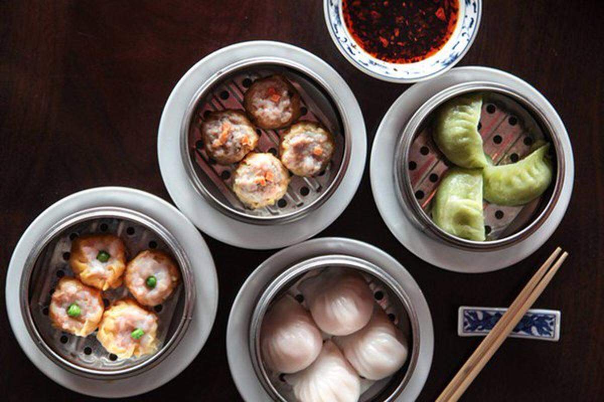 Dim sum at Tropical Chinese  is FIYAH.
