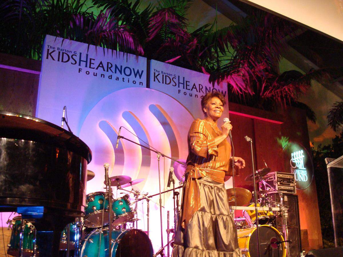 Dionne Warwick performs at the Barton G Hear Now fundraiser in the Design District on May 3. Photo by Madeleine Marr