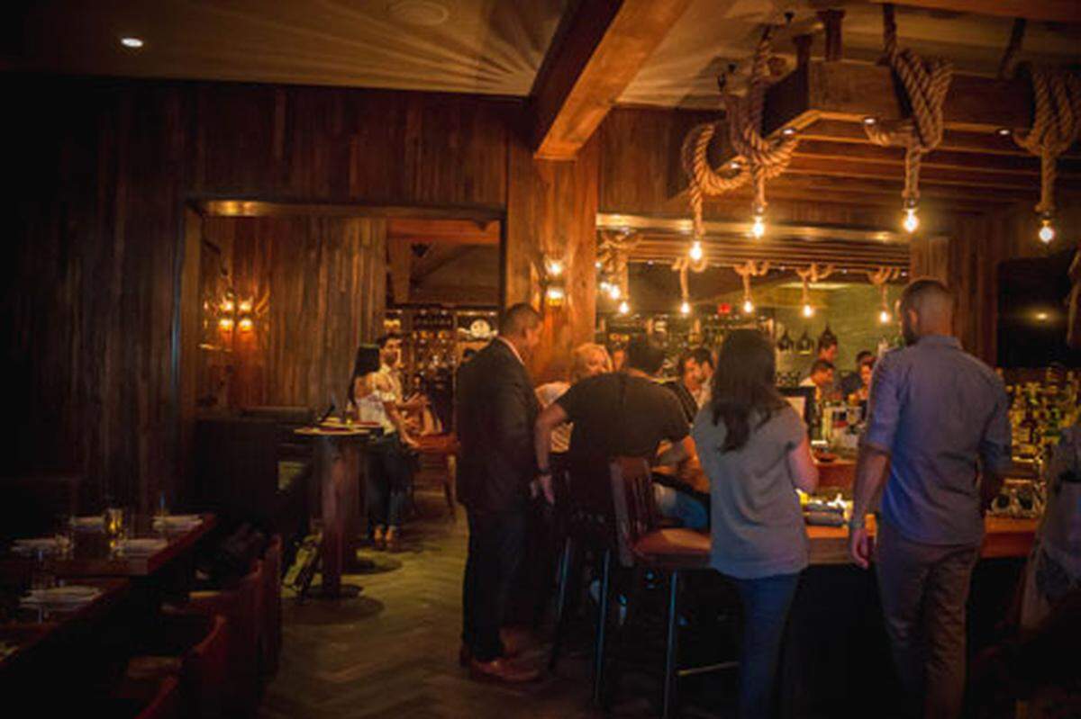 Drunken Dragon hosts Dragon Hour every day from 5-7 p.m. with drinks starting at $4.