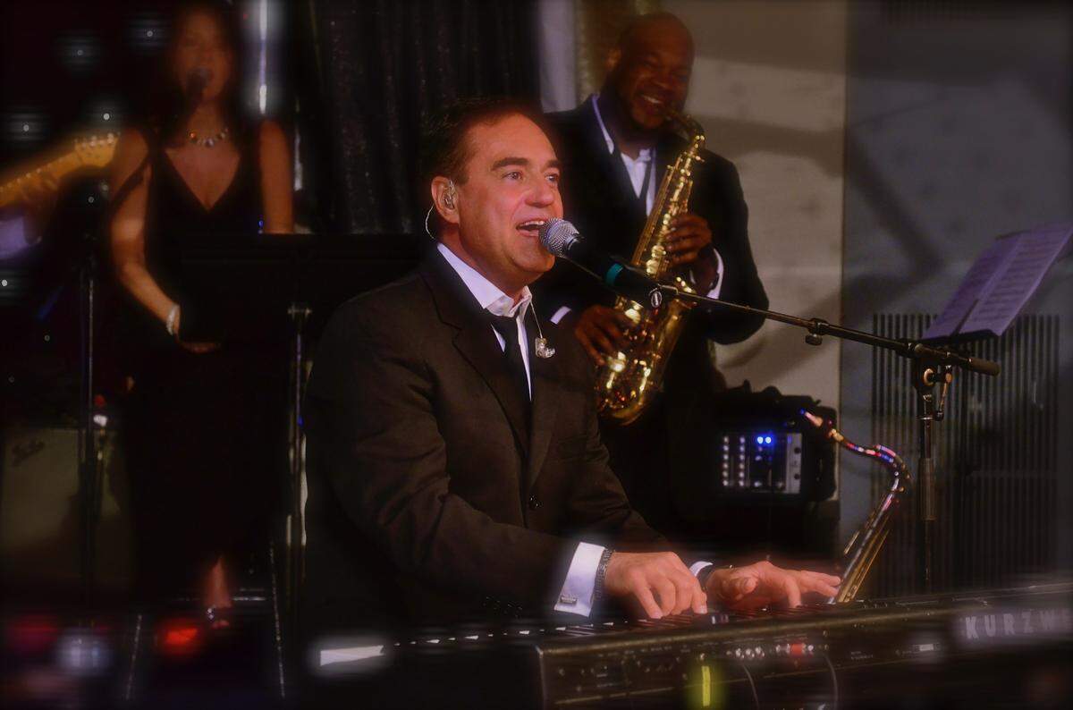 Philip Myers who will be performing at Eau Palm Beach's New Year's Celebration