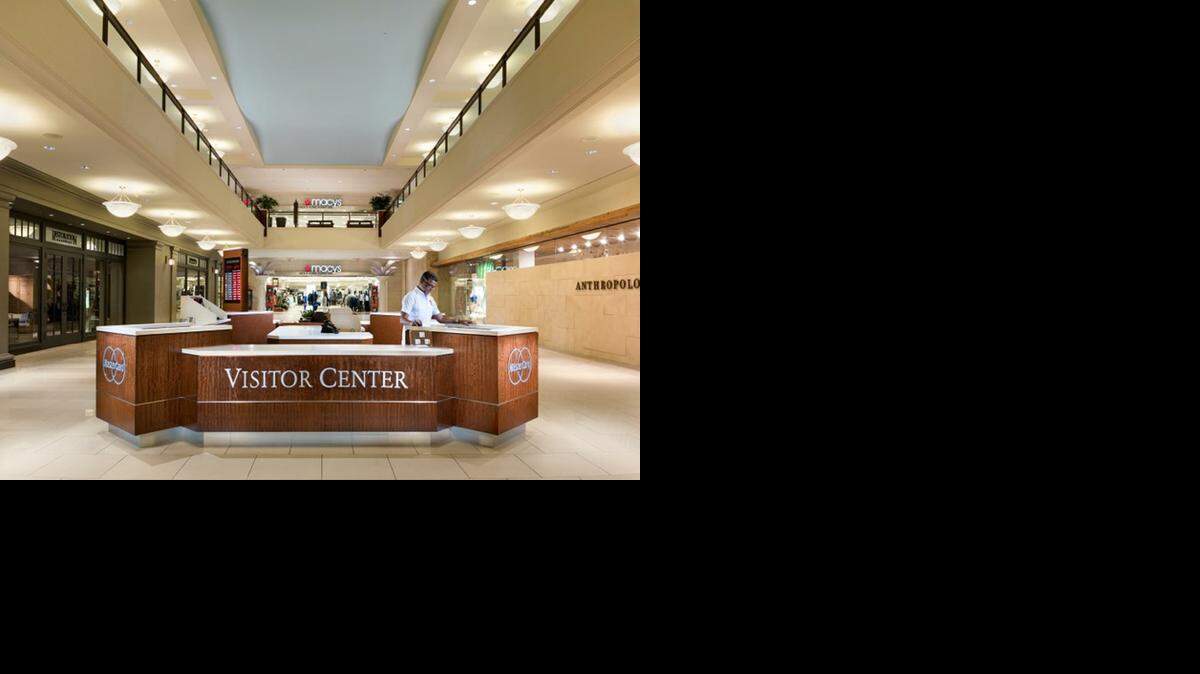 
Aventura Mall’s international baggage shipping is available at the mall’s “Visitor Center by MasterCard” on Fridays, Saturdays and Sundays.


