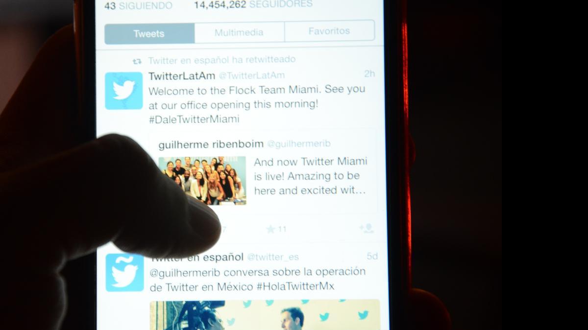 
Twitter announced news of its Miami office with the hashtag #DáleTwitterMiami.

