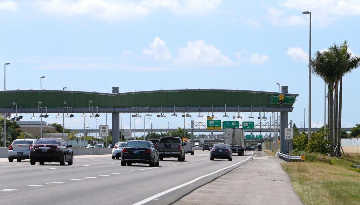 The Golden Glades Interchange in a rare moment of movement.