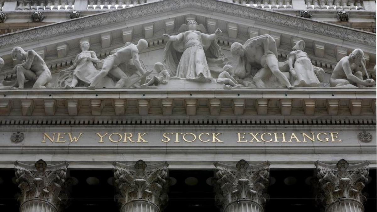 Stock markets around the world edged higher Thursday, May 26, 2016, as traders interpreted the rise in oil prices to $50 a barrel for the first time this year as a positive sign for the global economy.