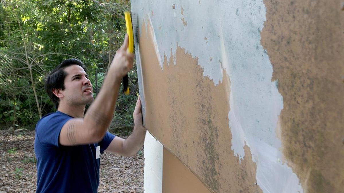 Alejandro Ramirez was one of 130 volunteers from United Way of Miami-Dade and the Girl Scouts of Tropical Florida who participated in a beautification project to repaint the cabins and clean up the outdoor areas of the Girl Scouts of Tropical Florida’s Camp Mahachee on Jan. 19, 2019. “In the hustle and bustle of major metropolitan areas such as Miami, philanthropy can sometimes get lost, just where it is needed most,” says Tony Argiz, chairman and CEO of MBAF.