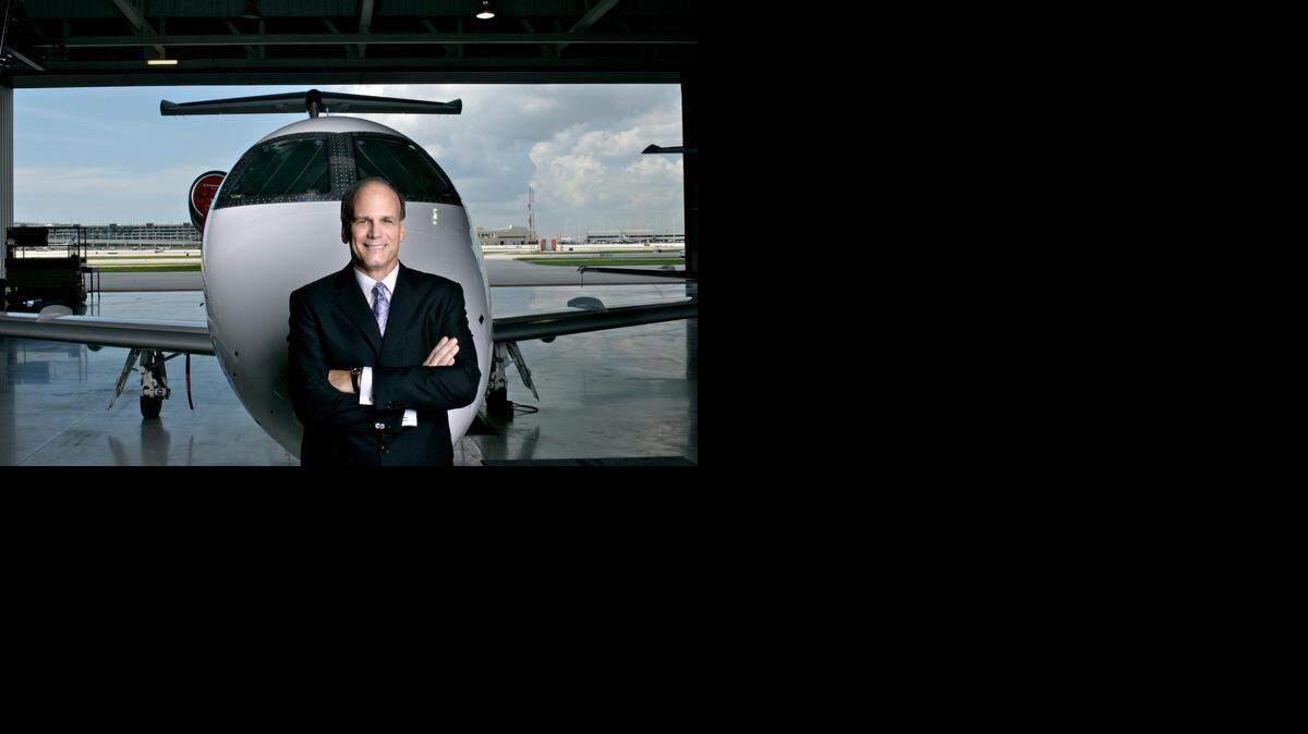 <cutline_leadin>Embraer’s North American chief:</cutline_leadin> Gary Spulak, president of Embraer Aircraft Holding Inc. in Fort Lauderdale, and <137>the Embraer subsidiary covering the U.S. and Canada. He’s standing in front of <137>one of Embraer’s <137>new <137>Phenom executive jets.<252><252>