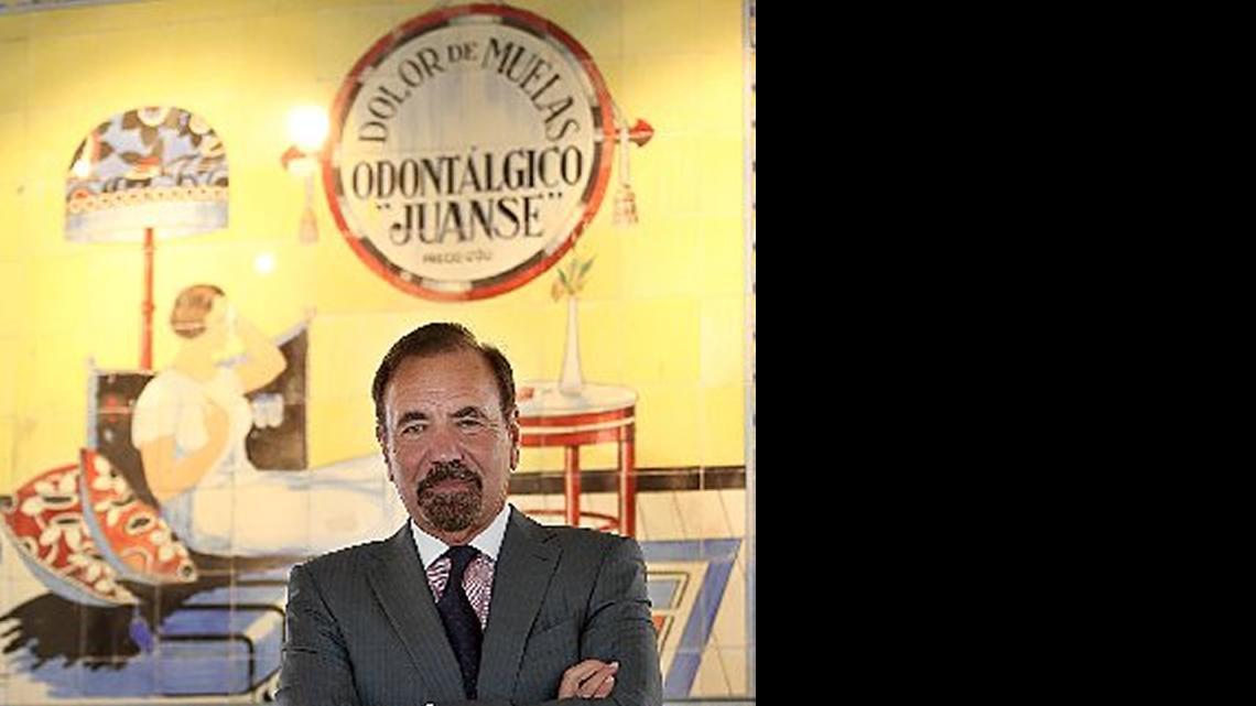 
Jorge M. Pérez, chairman of the Related Group, posed in front of a piece by Cuban artist Carlos Garaicoa, part of his collection, after talking about his trip to Cuba to visit Art Bienale. 
