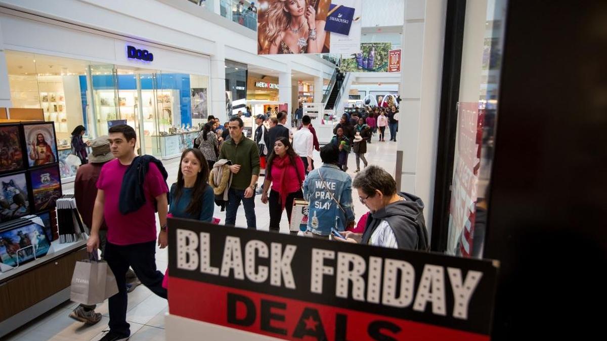 Menlo Park Mall in Edison, N.J., on Nov. 25. Although widely viewed with disdain, Black Friday offers valuable lessons for businesses.