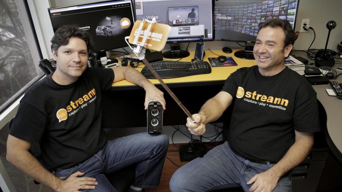 Antonio Calderón, CTO, at left, and Giovanni Punzo, CEO, co-founders of Streann Media, in their office in Doral.
