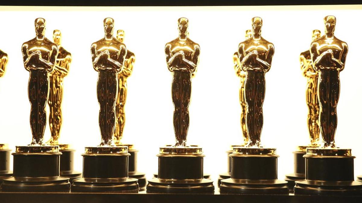 Oscar statuettes appear backstage at the Oscars in Los Angeles in 2017. At a time when many of us use VCRs to skip through commercials or watch advertising-free subscription services like Netflix, Amazon Prime and HBO, the Academy Awards broadcast appeals to marketers looking for a large, enraptured audience of people willing to stay up past their bedtimes.