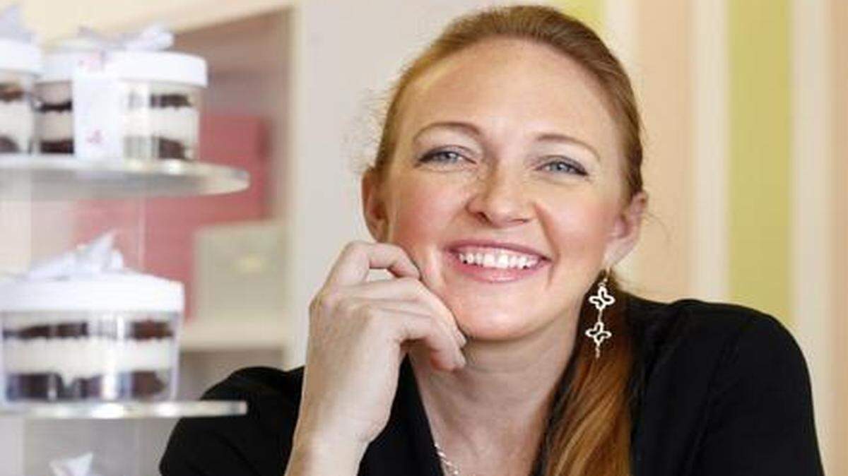 
Misha Kuryla-Gomez runs a cupcake business called Misha's Cupcakes in Coral Gables, Florida on Monday, February 2, 2015. Misha's Cupcakes is part of the Herald's small biz spotlight.
