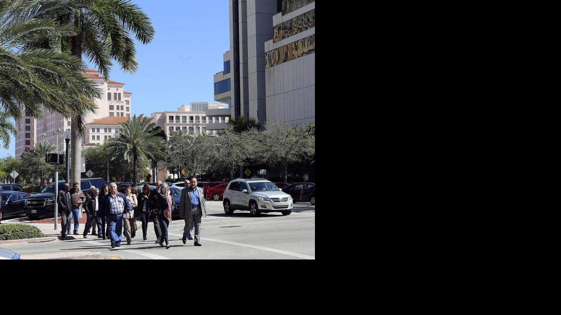 
PEDESTRIAN-FRIENDLY: Coral Gables’ business district has an ambience that spans old buildings and modern architecture. This view is near the SunTrust Bank building at 201 Alhambra Circle, looking east. 
