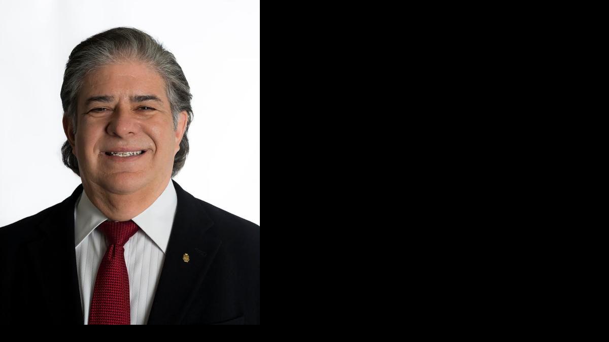 
ALVAREZ
