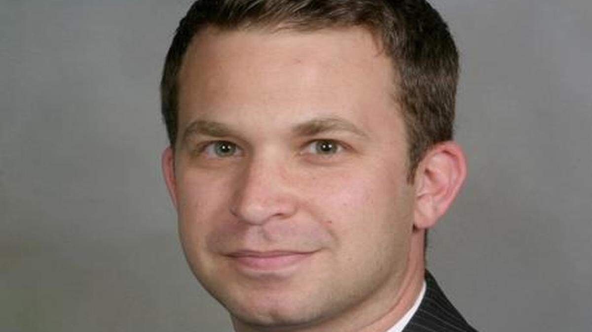 
Larry S. Perlman
